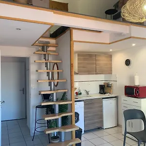 https://duplex-au-raphael-avec-parking-priv.fr-provencehotel.com