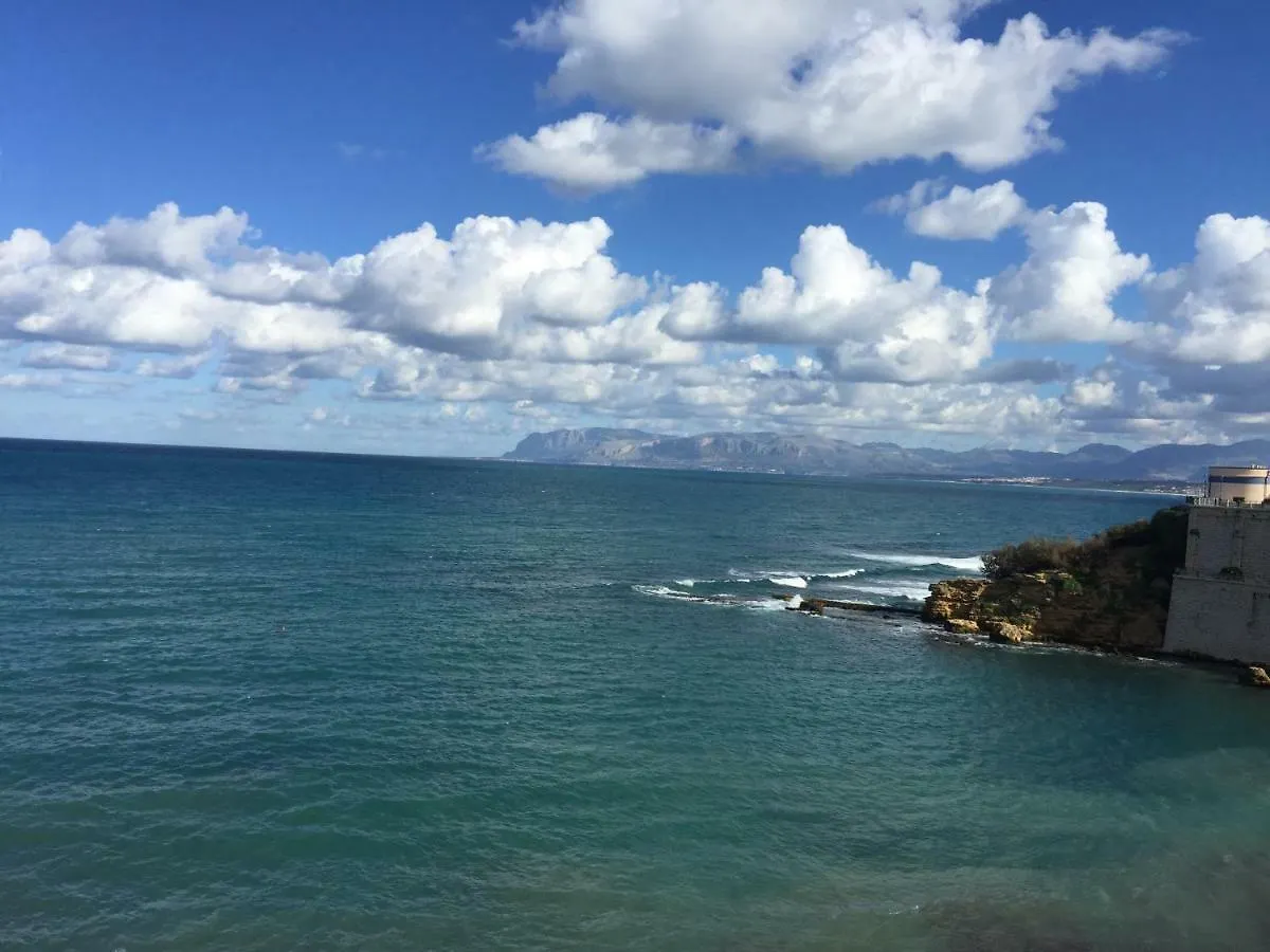 Panoramic Taormina Bay View Daire İtalya